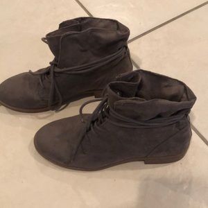 Gray boots with laces